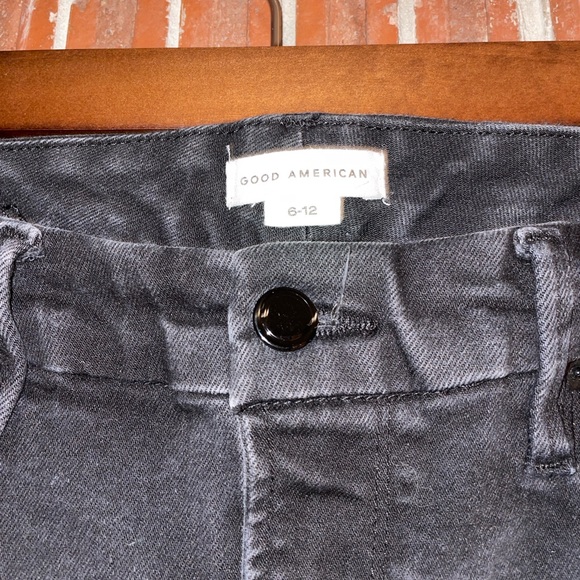 Good America Adaptive Fit Black Skinny Jeans Size 6-12 - Picture 3 of 8